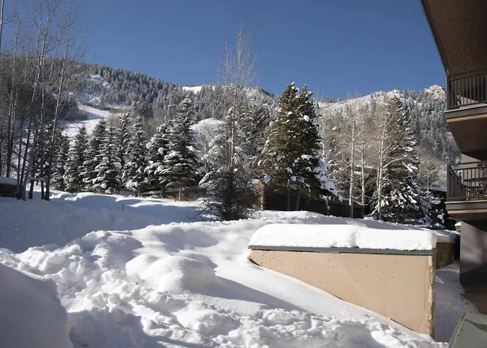 700 Monarch 301 Villa Aspen